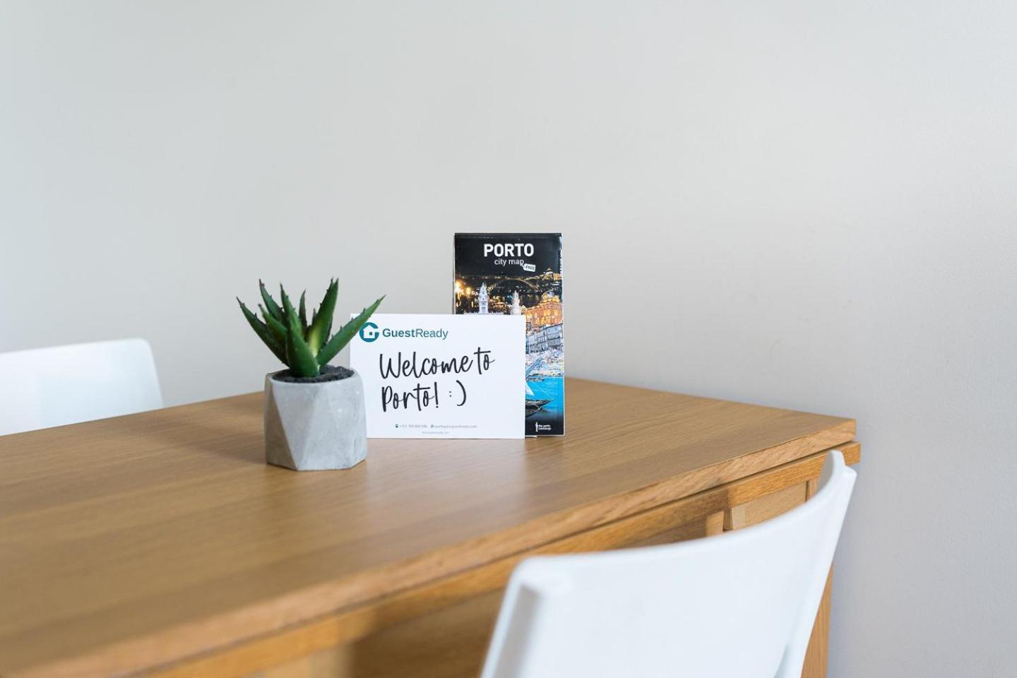 Guestready - Camoes Refuge Hotel Porto Luaran gambar